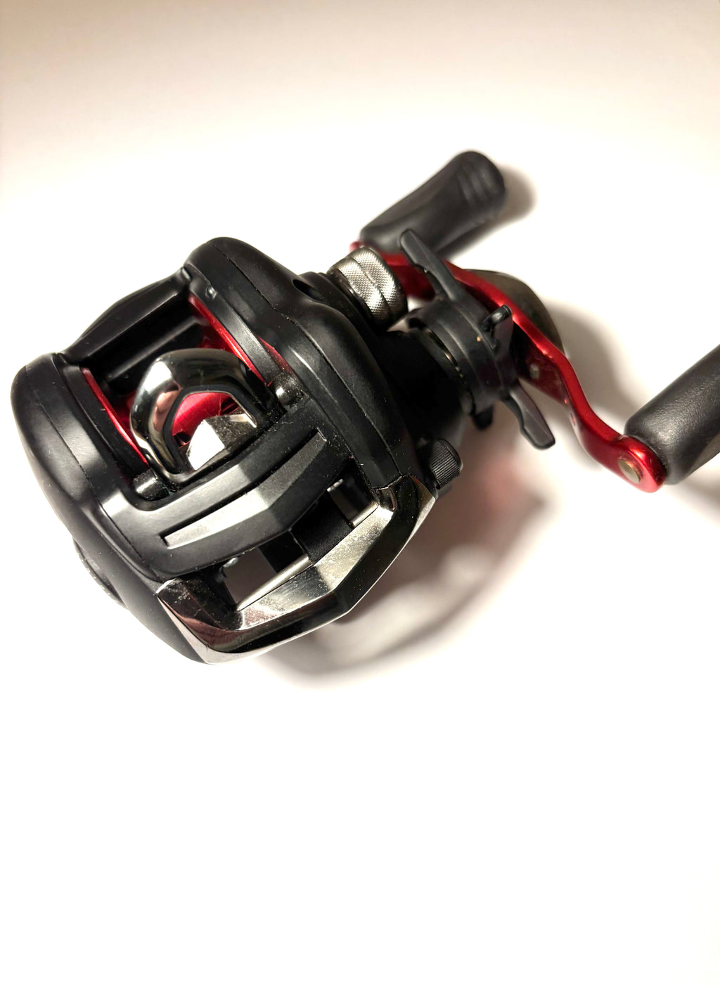 Daiwa Megaforce 100TSHL (käytetty)