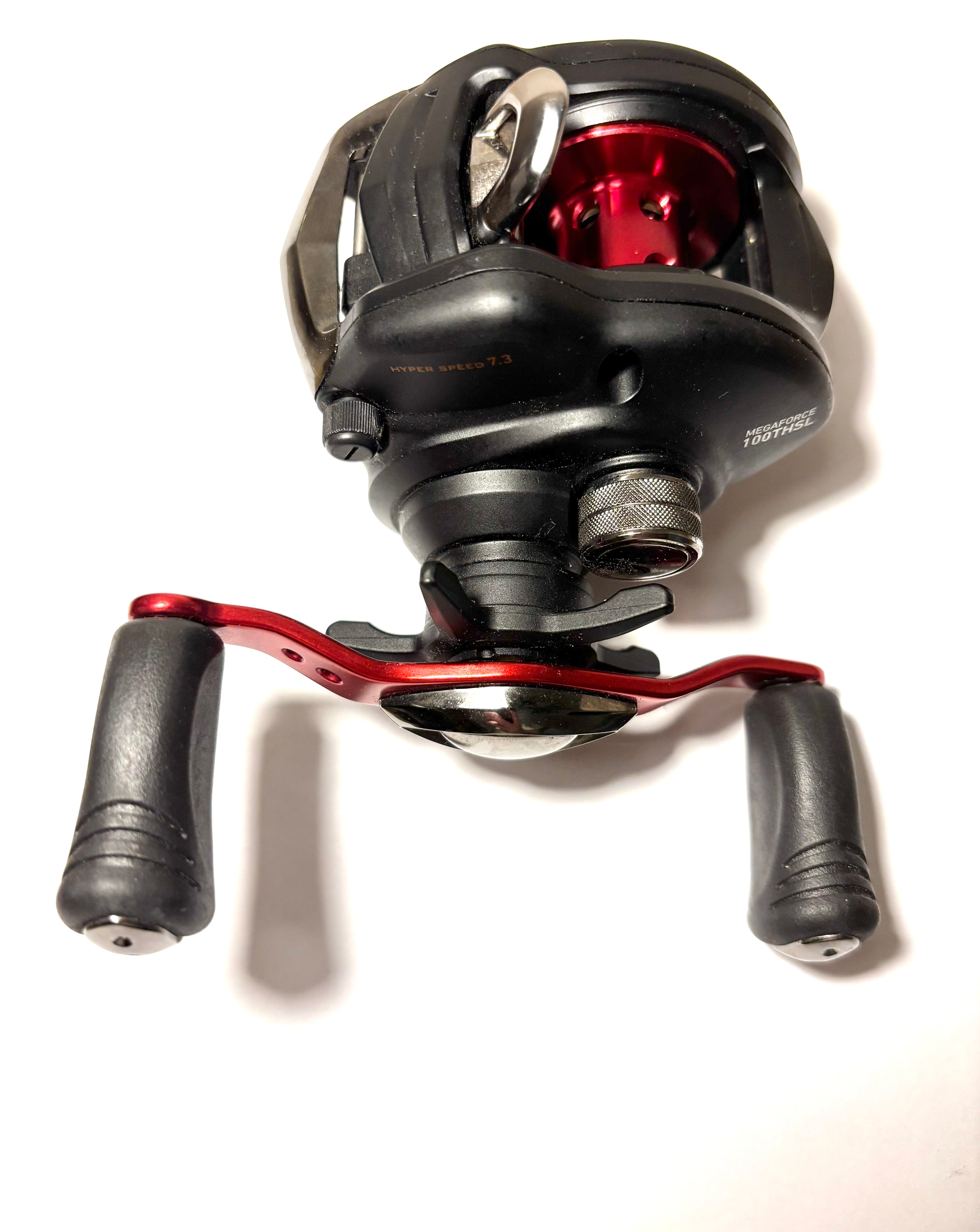 Daiwa Megaforce 100TSHL (käytetty)