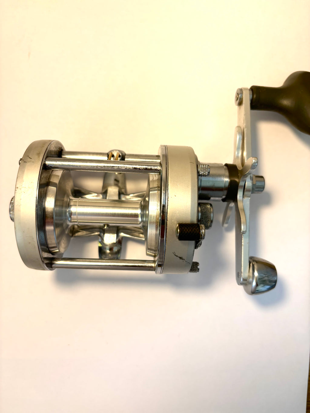 Abu Garcia Ambassadeur 7000i C3 (käytetty)